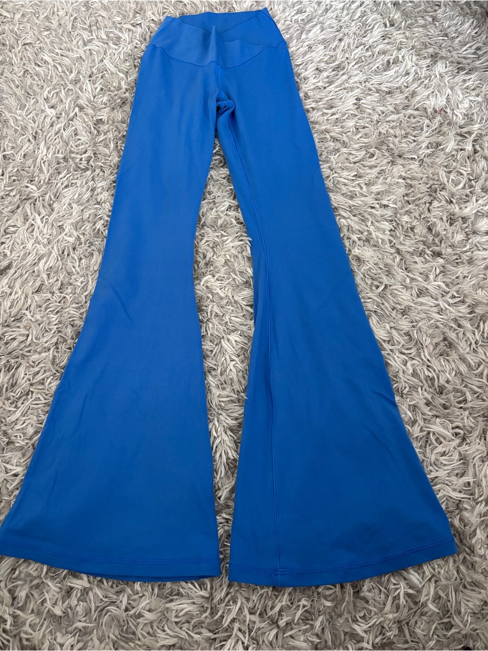 OFFLINE by Aerie Real Me Flare Leggings
Size Medium